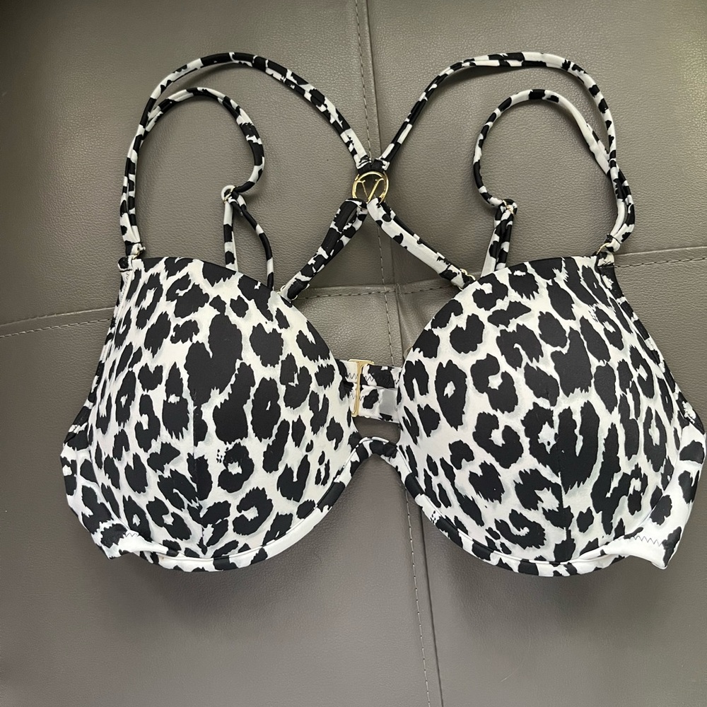 Victoria’s Secret bikini top cheetah